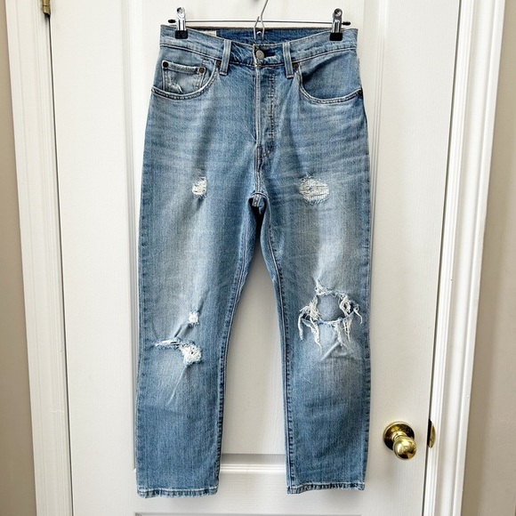 Levi’s 501 Women’s Premium Cropped Jeans Straight Leg Distressed Blue Size 26 - Picture 3 of 16
